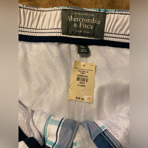 Abercrombie & Fitch BNWT men’s XL swimming shorts - Picture 9 of 9